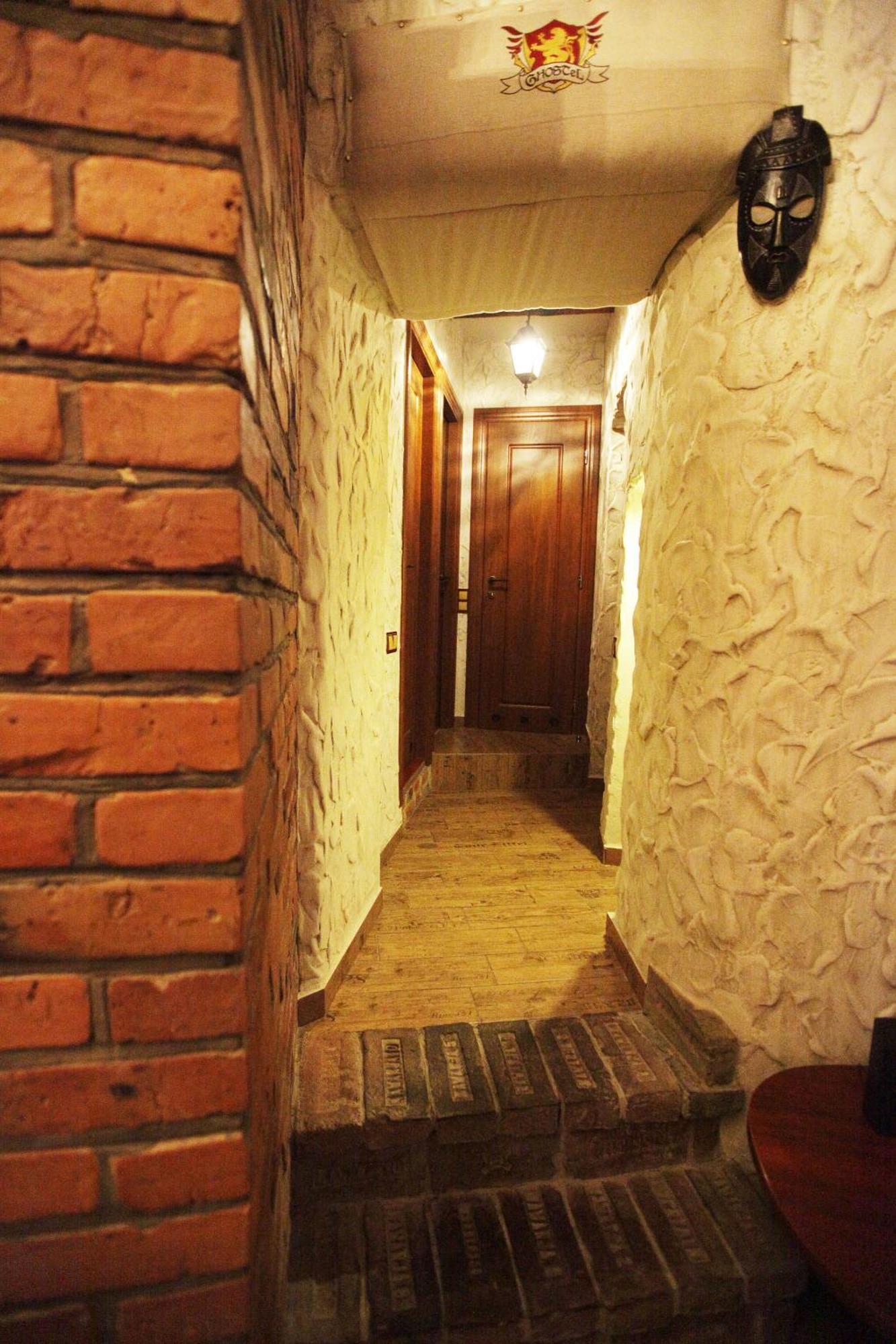 Ghostel - Medieval Hostel Lviv Luaran gambar